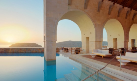Herzlich Willkommen im Blue Palace Resort & Spa