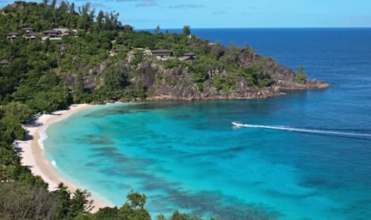 Herzlich Willkommen im Four Seasons Seychelles