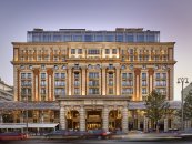 Das Ritz-Carlton in Moskau heißt Sie herzlich willkommen