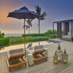 Al-ZorahTwo-bedroom-villa-pool-deck-with-sunset-Kopie.jpg