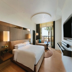 7.-Beach-View-Suite-Bedroom-2-klein.jpg