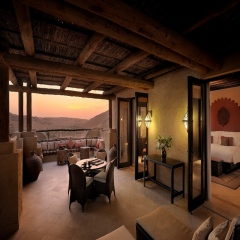 Qasr-Al-Sarab-Desert-Resort-by-Anantara-Deluxe-Terrace-Room.jpg