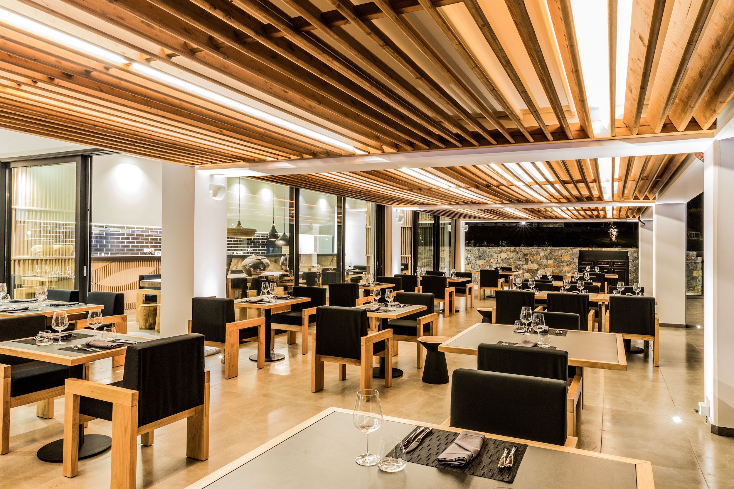 Saftige Steaks in Perfektion erwartet Sie im Wow Steakhouse