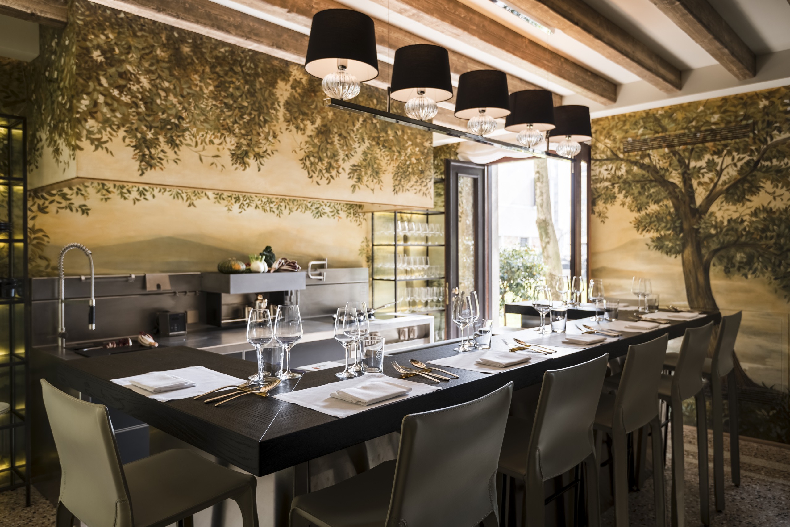 Erleben Sie ein exklusives "Cook the Lagoon" Dinner im neuen Palazzo Kitchen Table