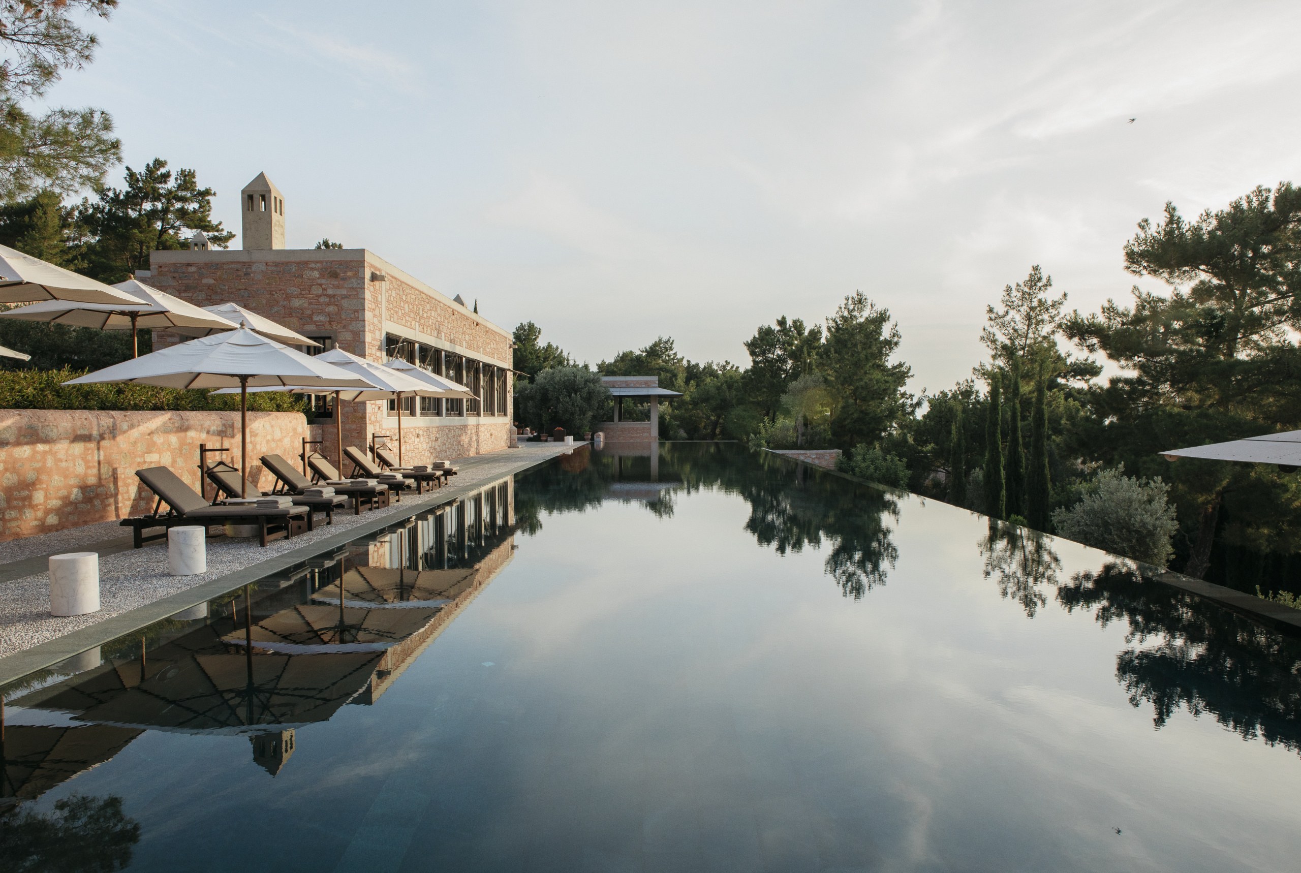 Im Hauptpool lassen sich lange Bahnen ziehen