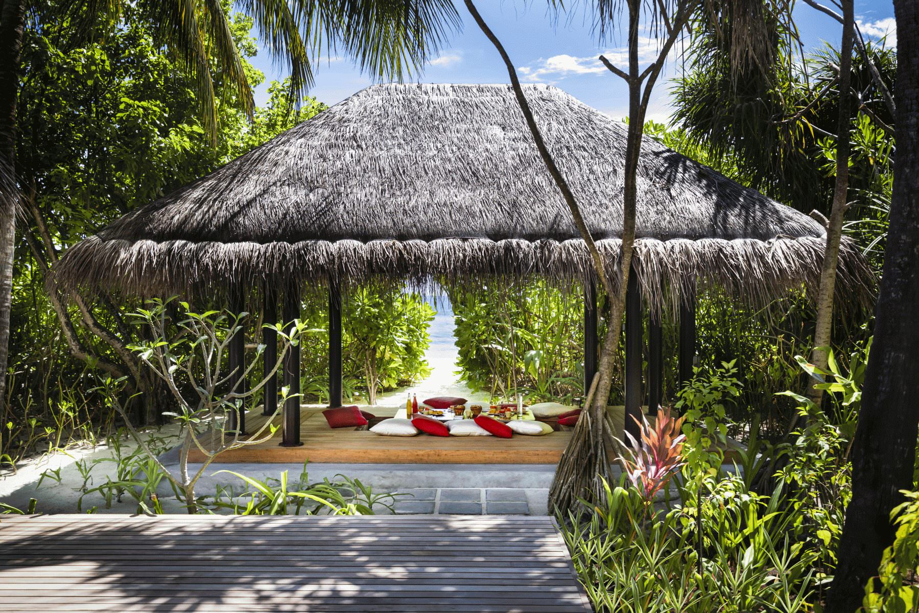 Privates Dining im Garten Ihrer Villa