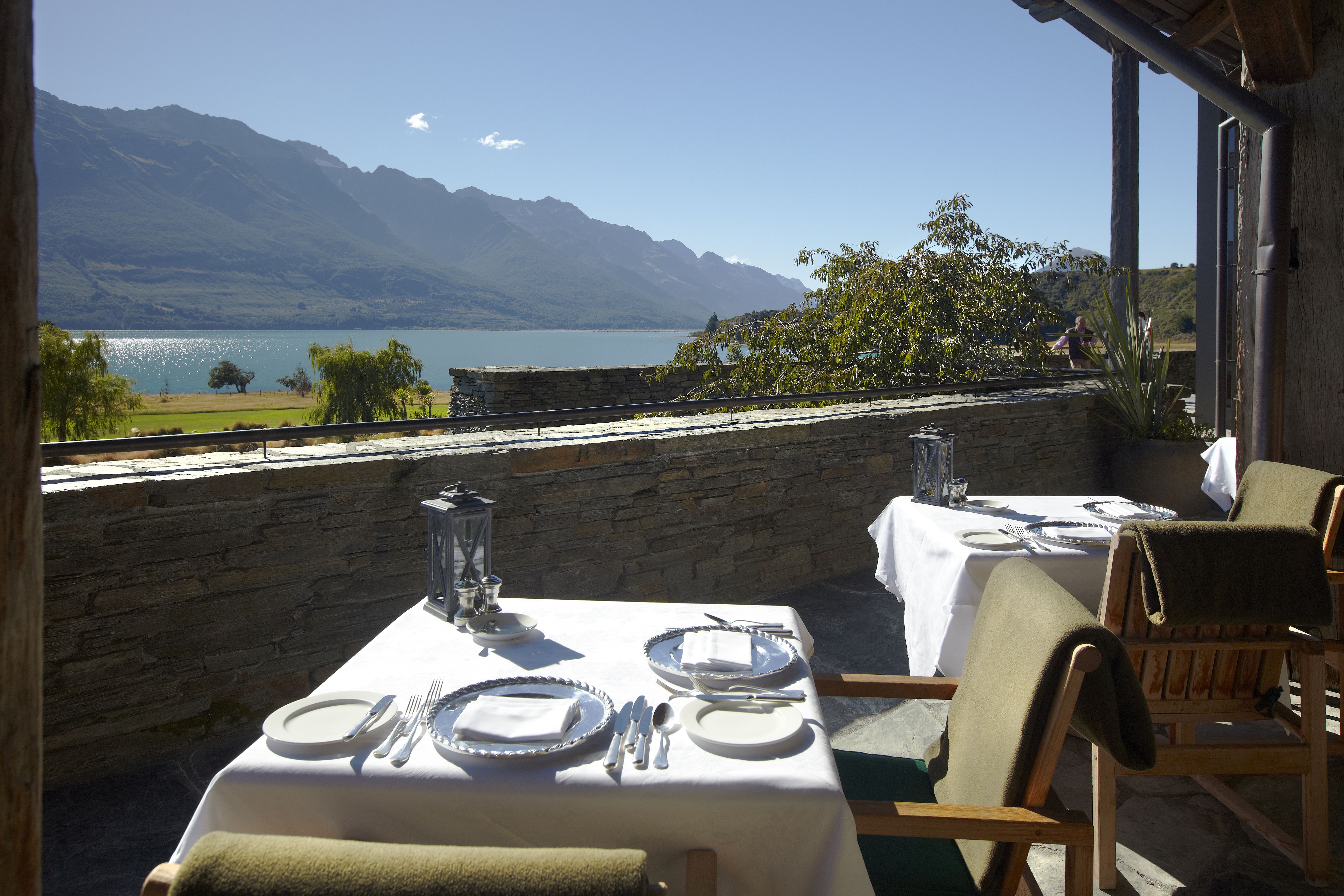 Schon beim Frühstück in die Ferne schweifen