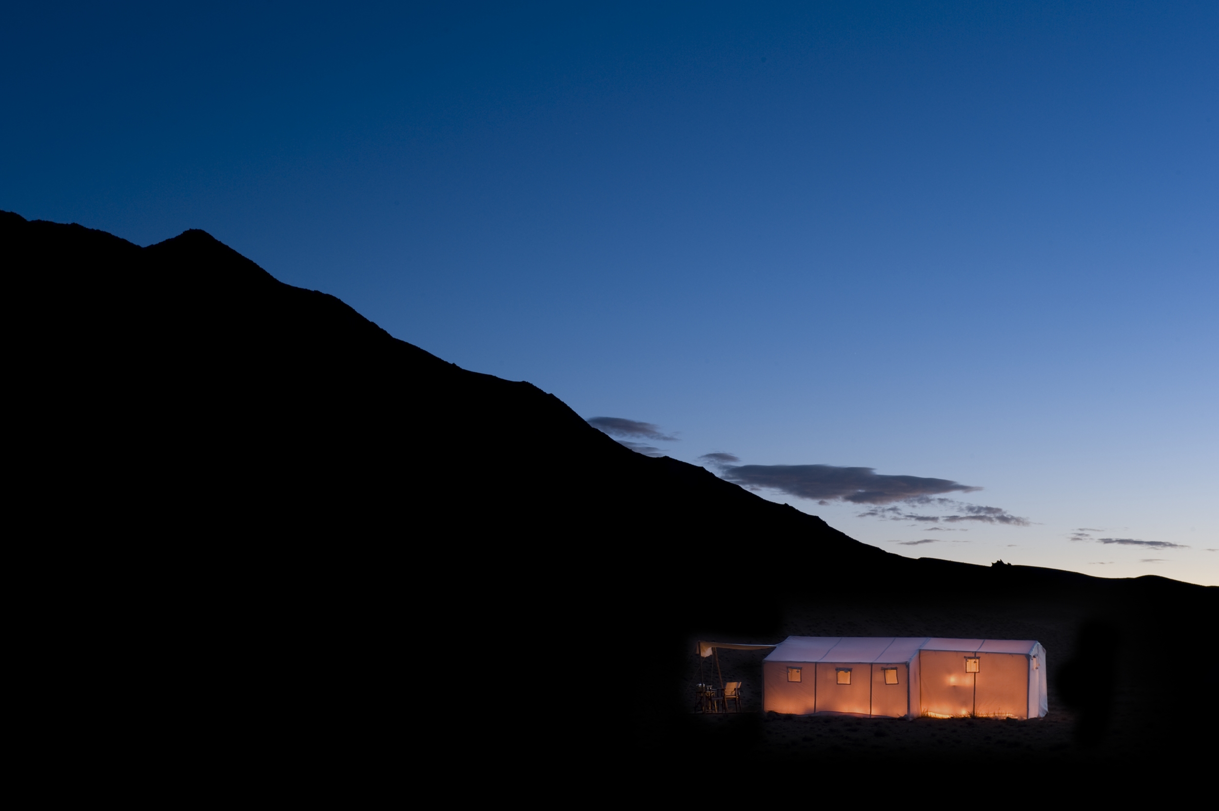 Romantische Abendstimmung im Wüstencamp