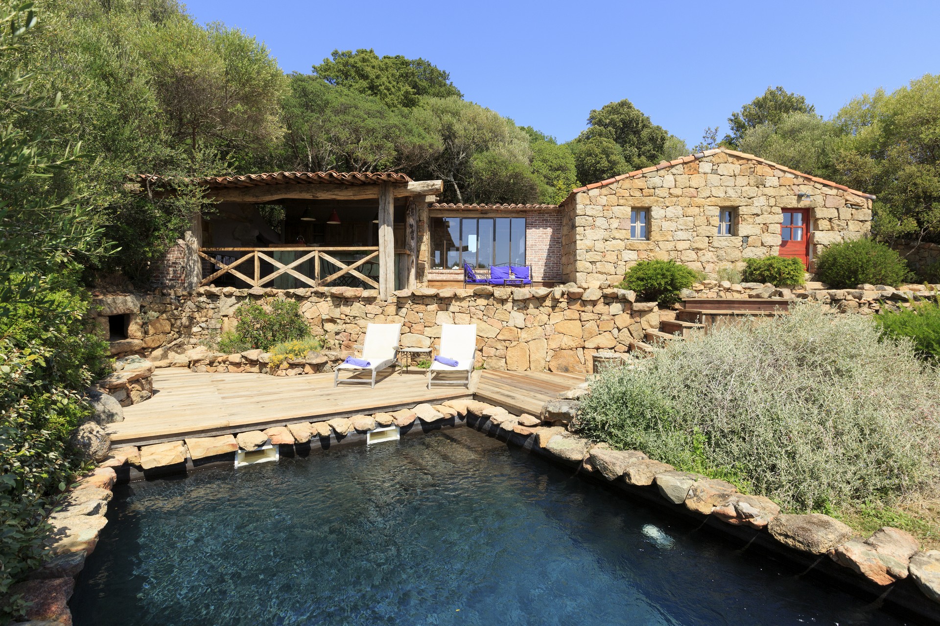 Privatsphäre pur in Ihrem Hirtenhaus mit eigenem Pool