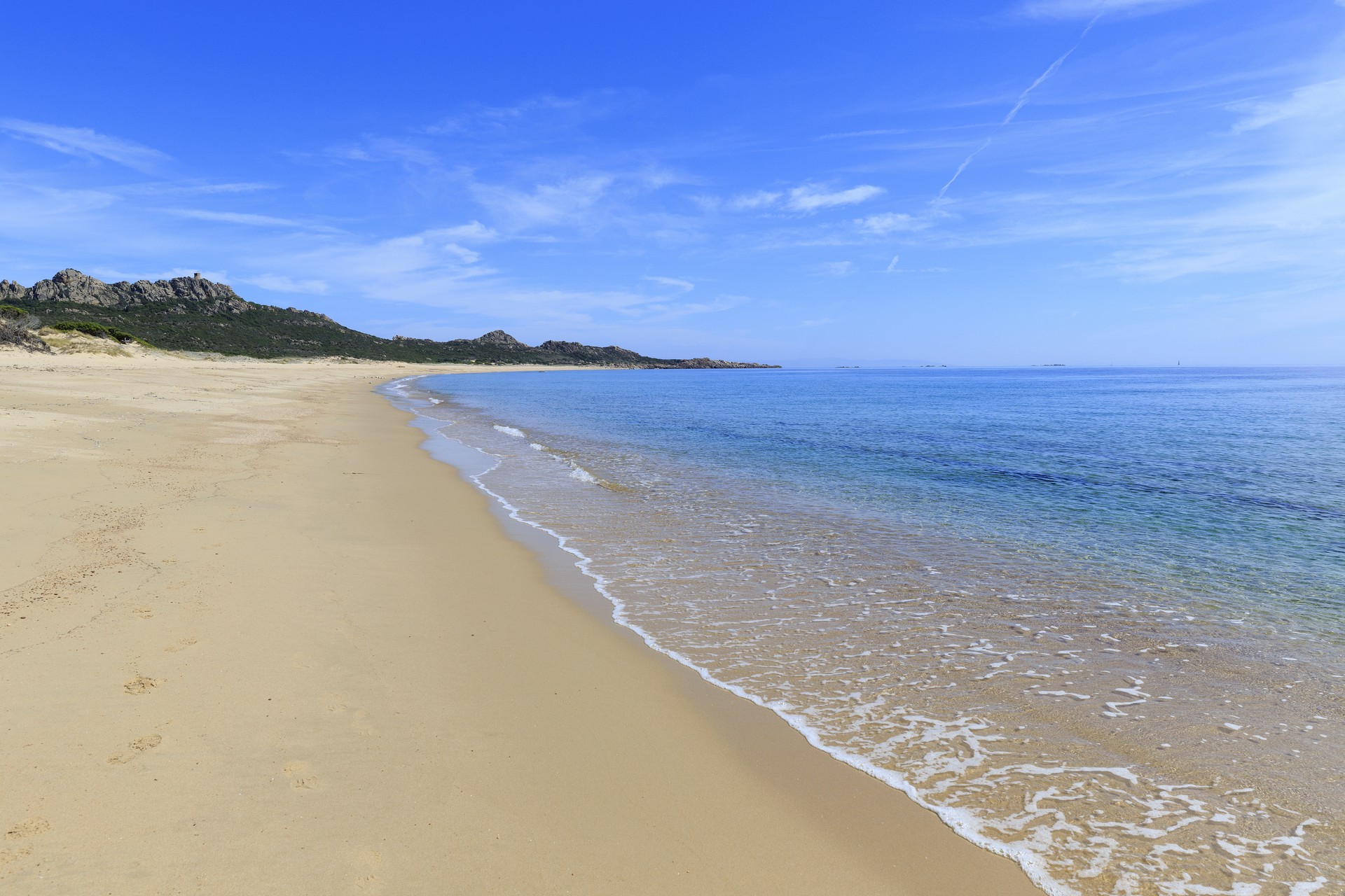 Der endlose Sandstrand lädt zu ausgiebigen Spaziergängen ein