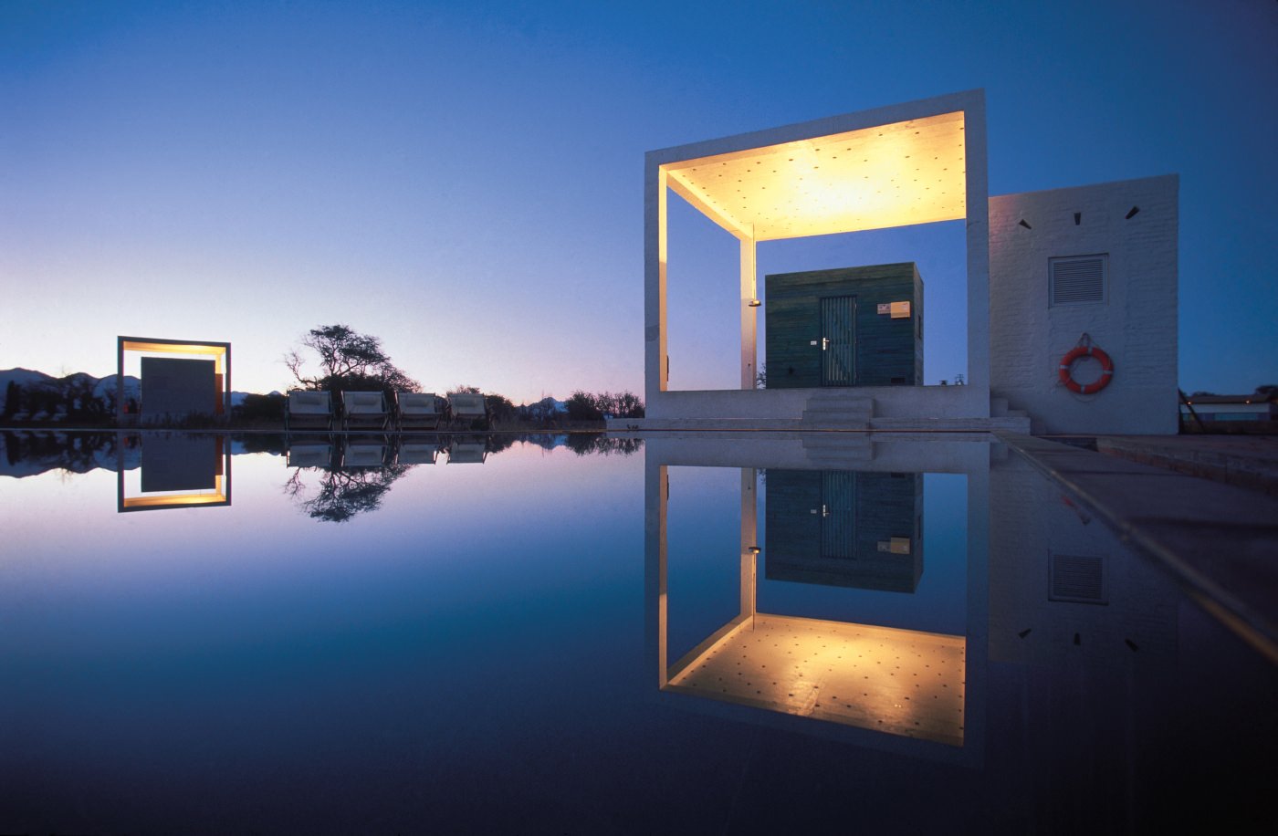 Ein Highlight auch bei Nacht - der Pool