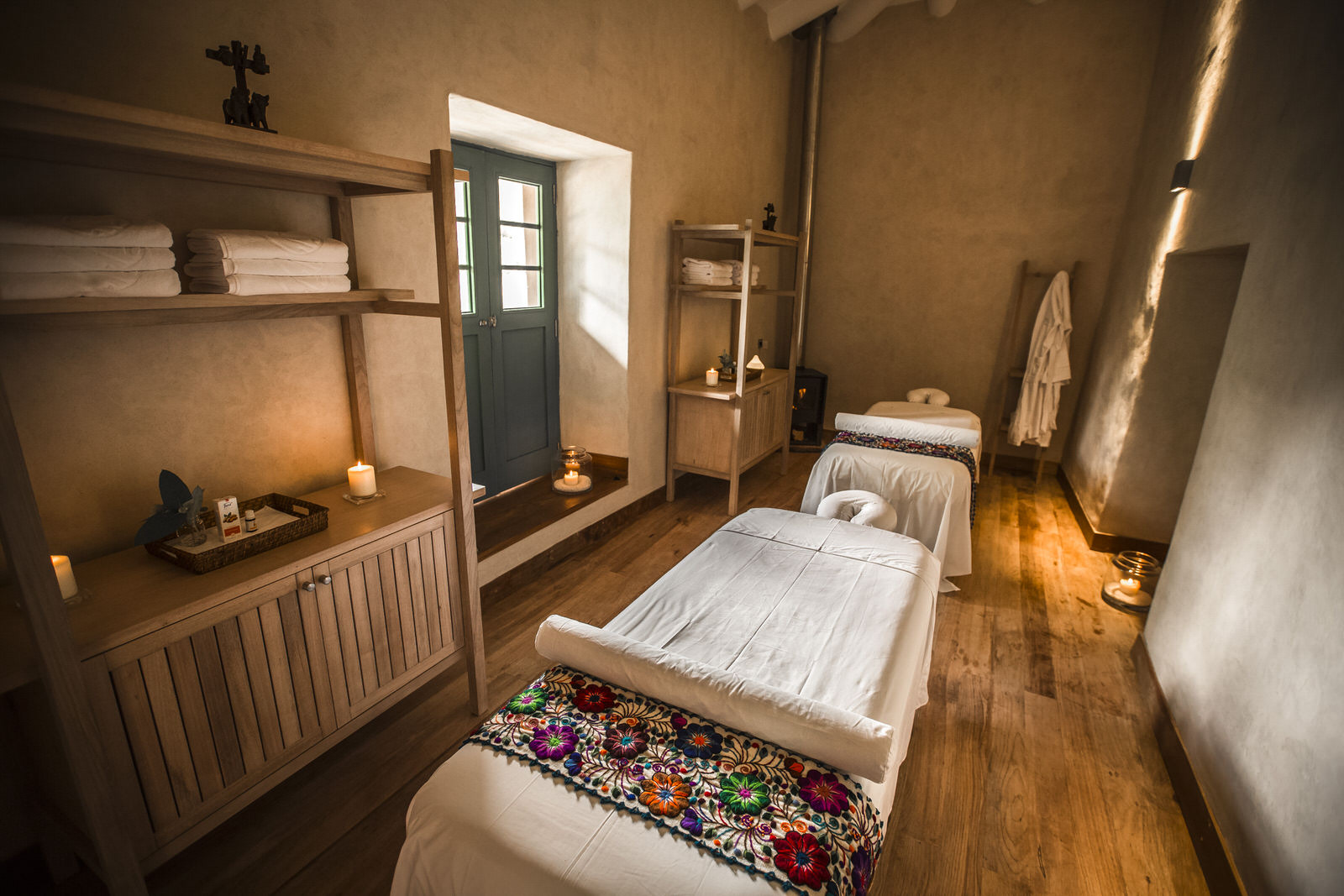 Einladender Behandlungsbereich des Spa