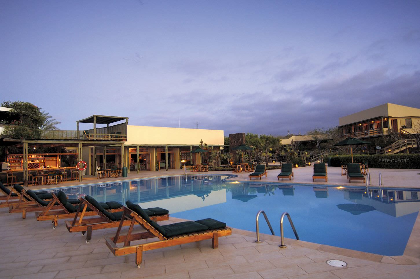 Geniessen Sie den Pool