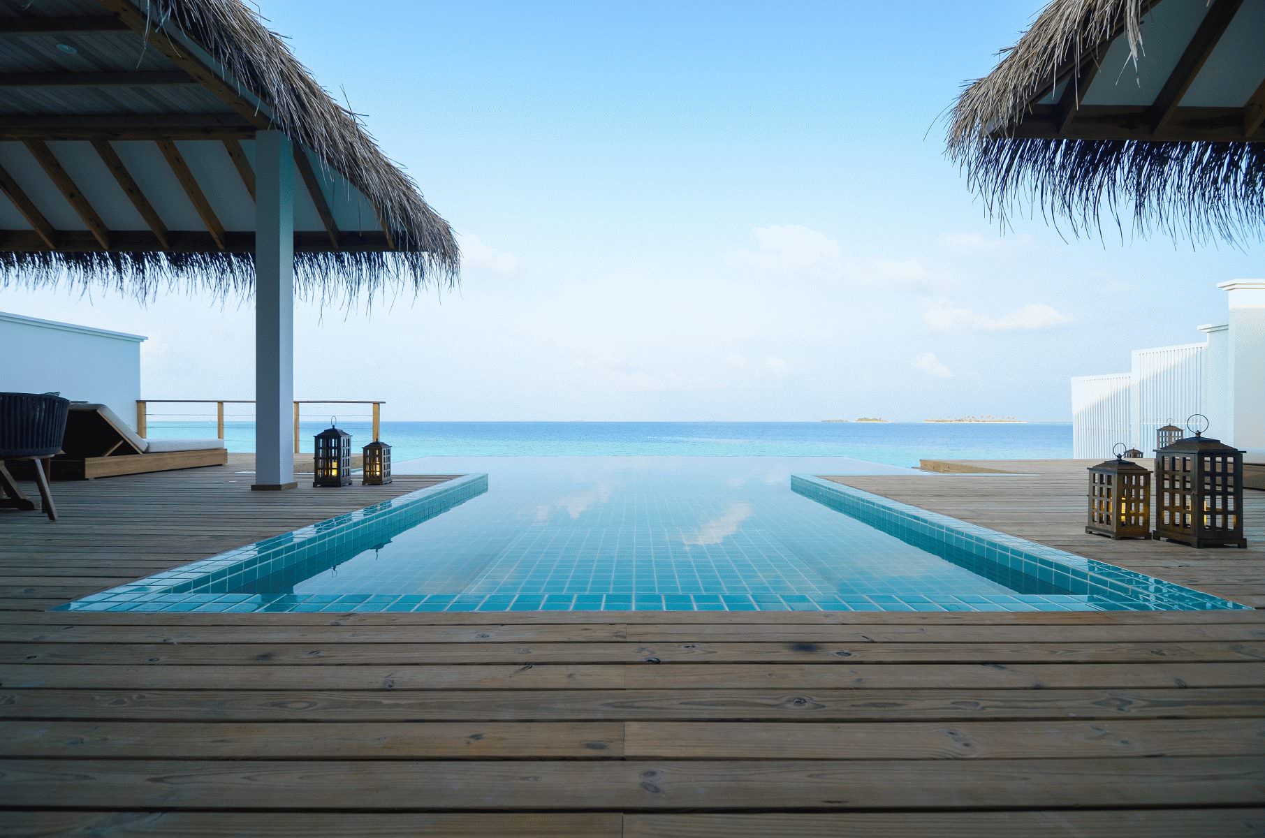 Pool und Ozean verschmelzen miteinander