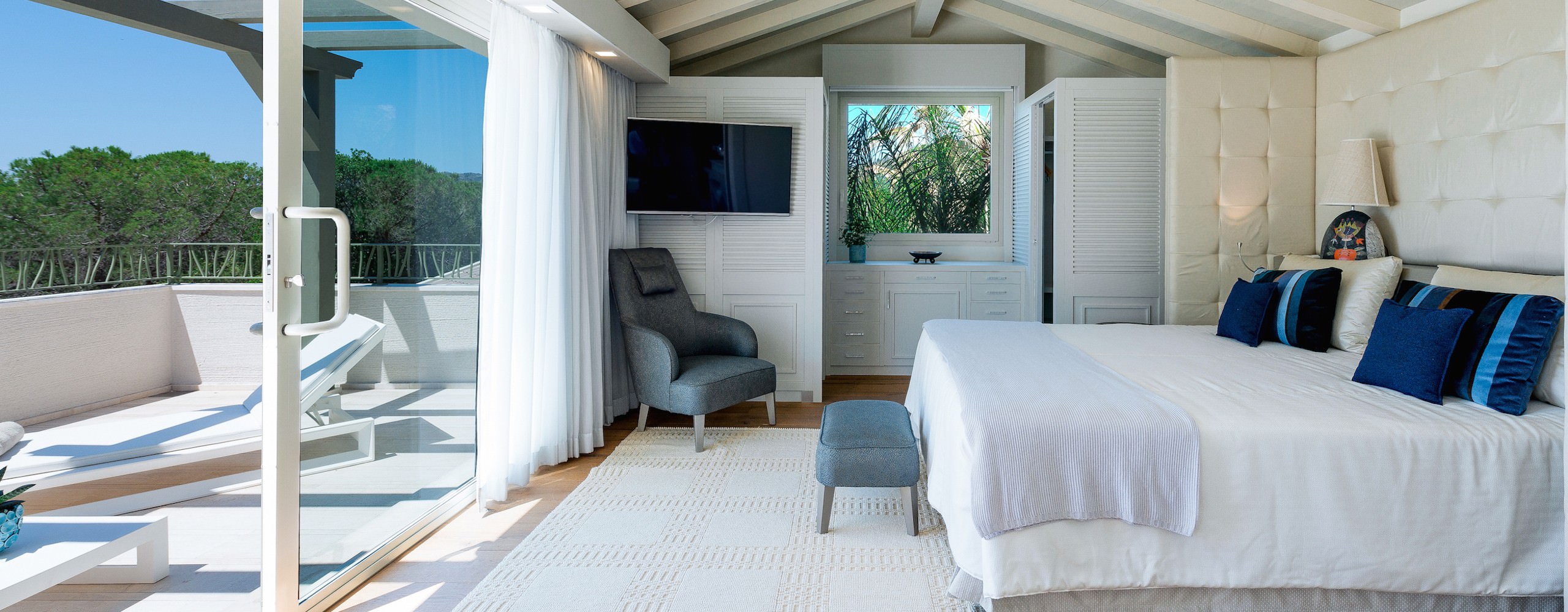 Großräumige Zimmer mir wunderschönem Ausblick