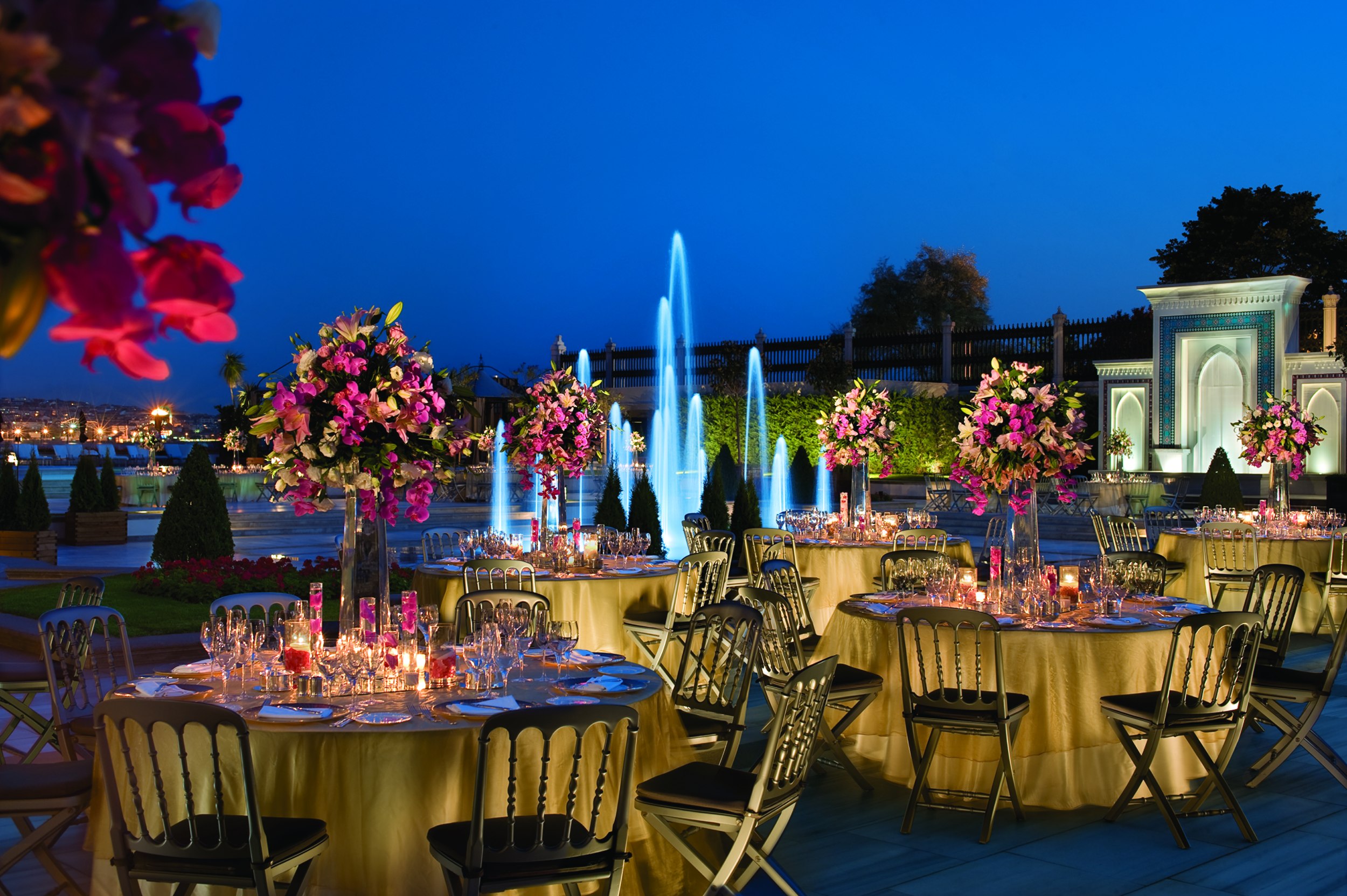 Lassen Sie sich Köstlichkeiten servieren