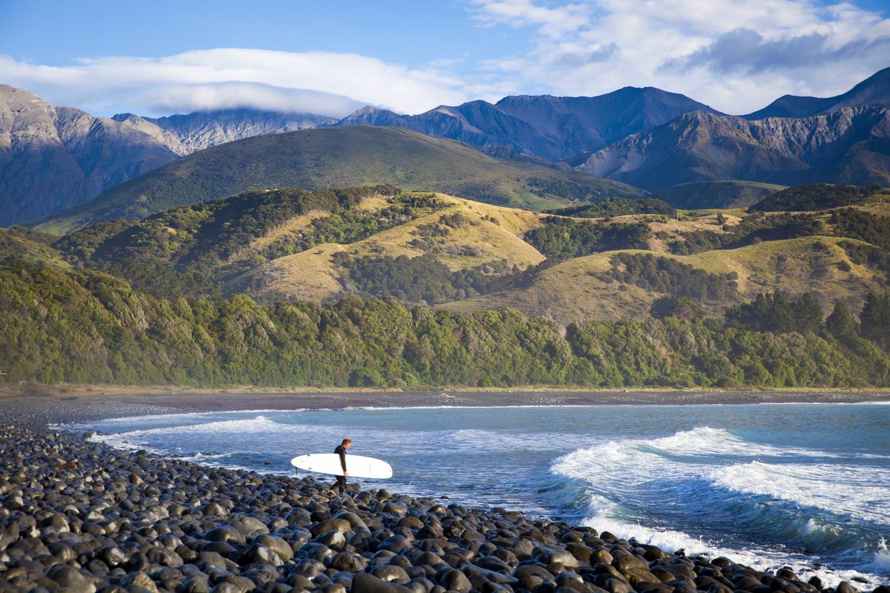 Kaikoura ist  nicht nur Wal- Hotspot, sondern auch beliebt bei Surfern