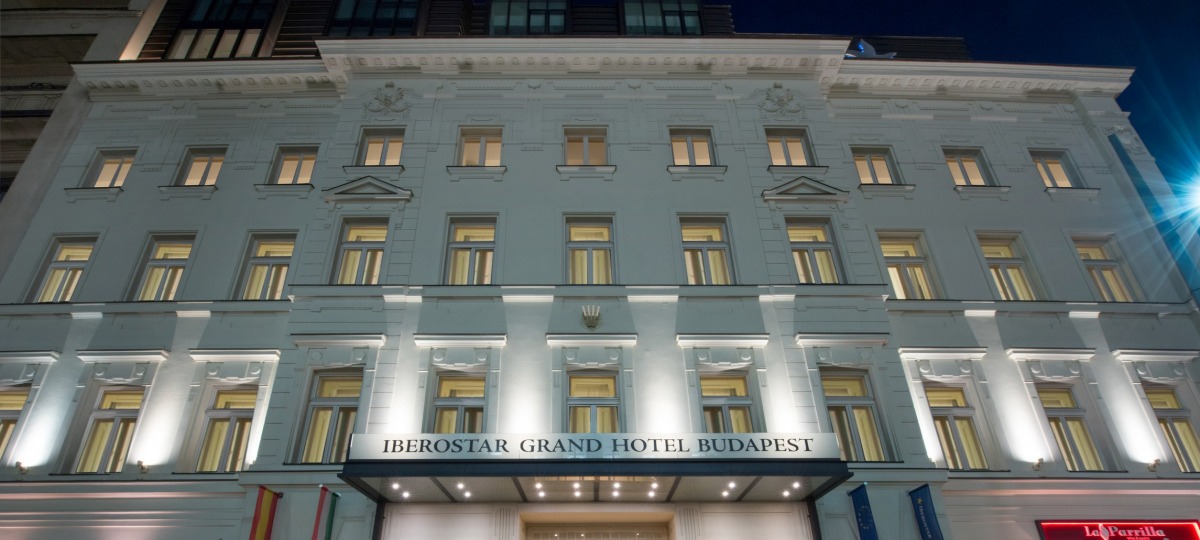 Das Iberostar Grand Budapest heißt Sie herzlich willkommen!