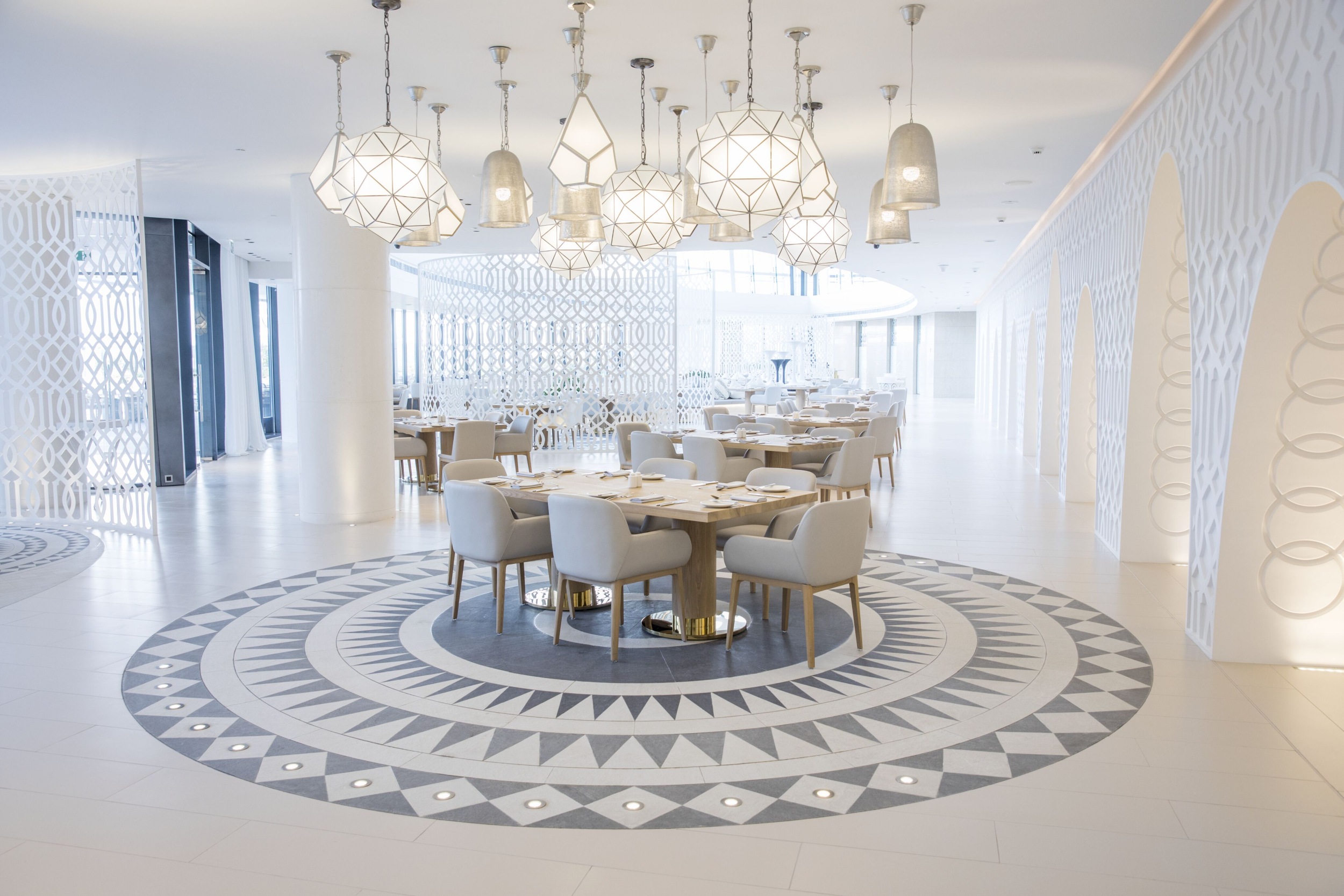 Im Restaurant White werden Gerichte aus aller Welt nach Ihrem Geschmack live zubereitet