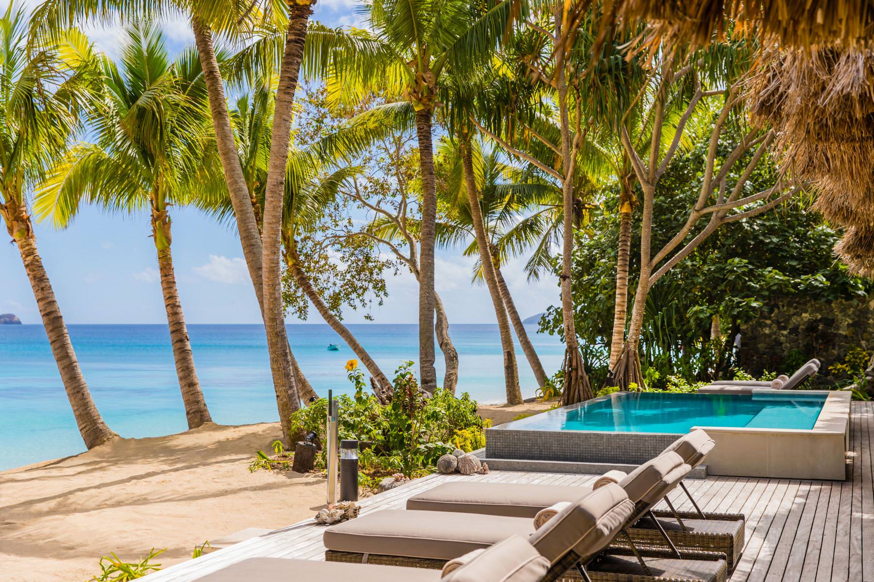 Unschlagbare Lage - die Beachfront Villen 