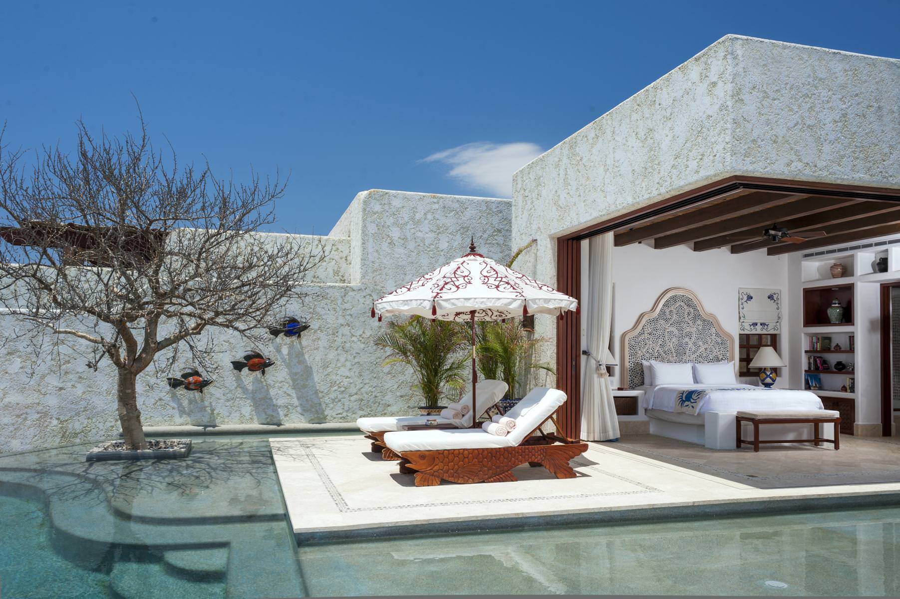 Signature Villa mit Infinity Pool
