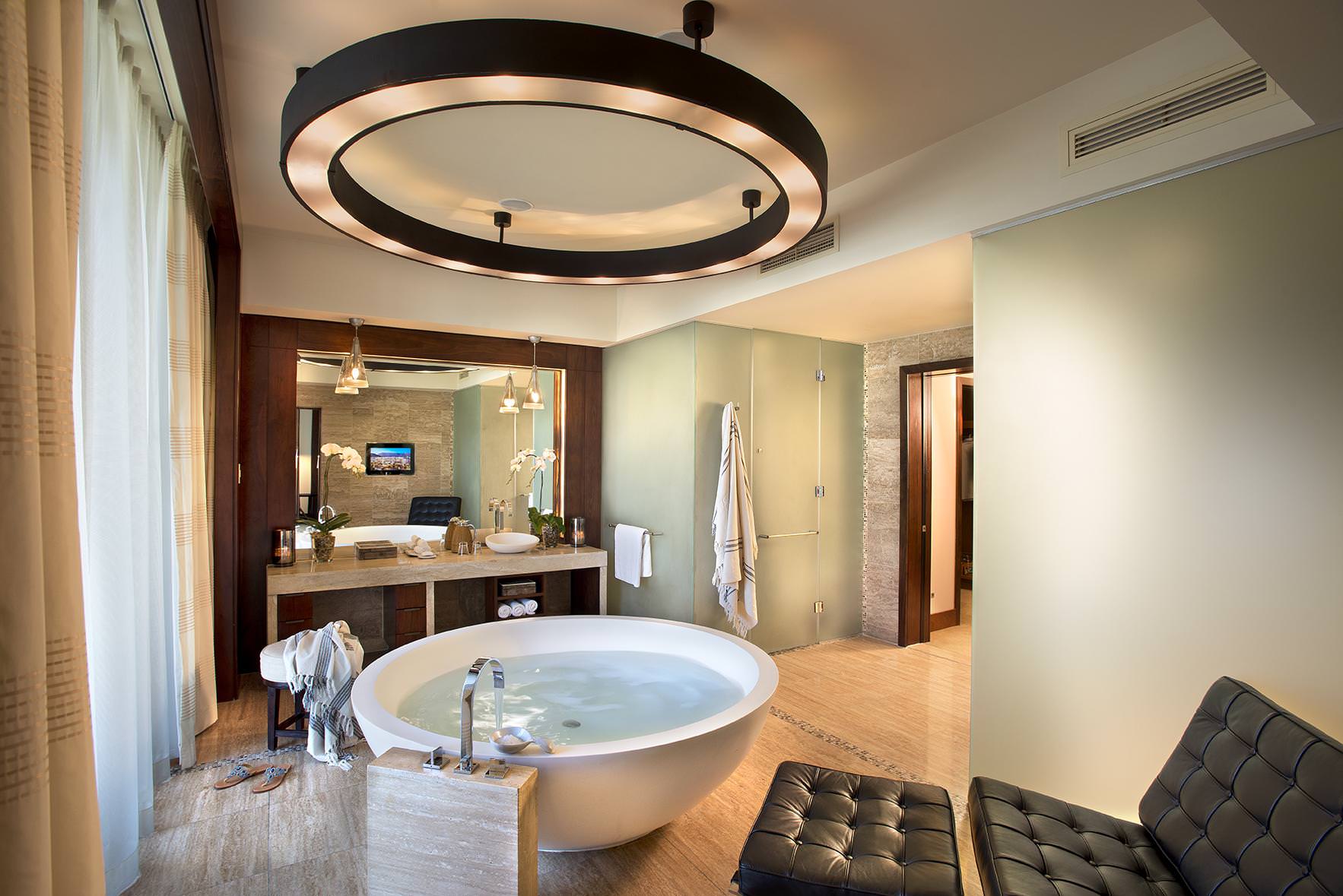 Luxuriöses Badezimmer der Tabel Mountain Site