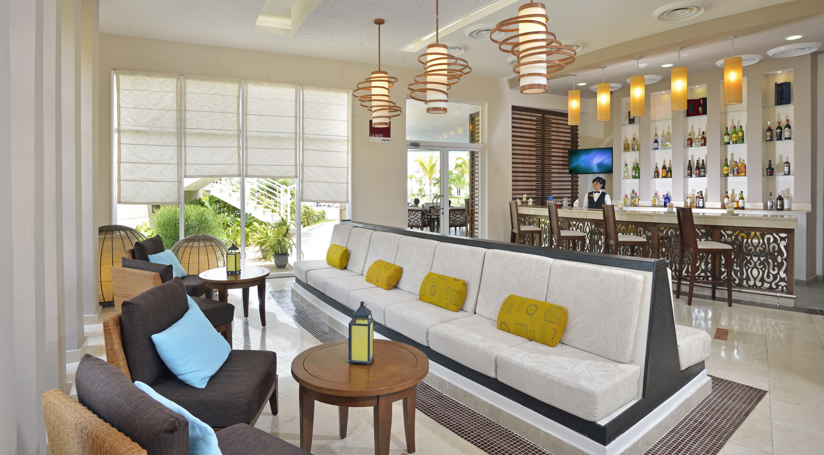 Moderne Elemente in der Lobby Bar