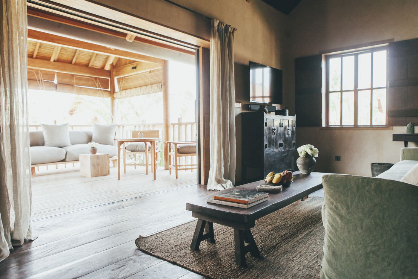 Die Terrasse läd zum Entspannen ein 