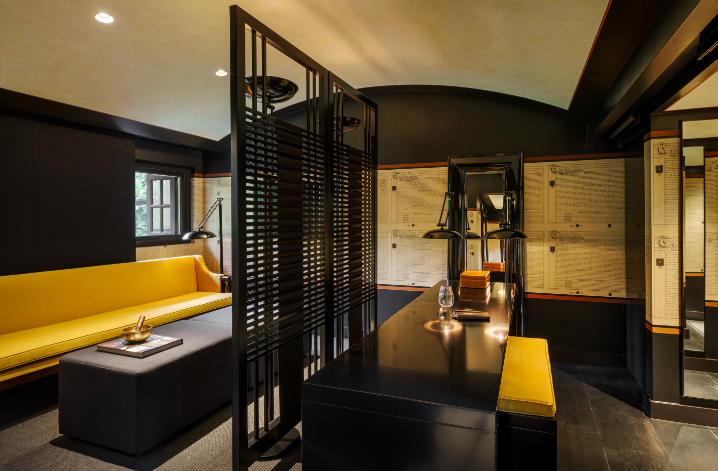 Ihr Wohnzimmer der Opium Suite