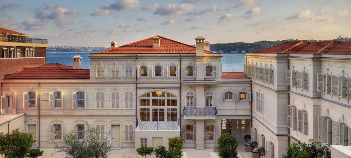 Six-SensesKocatas-Mansions-Exterior-Kopie.jpg