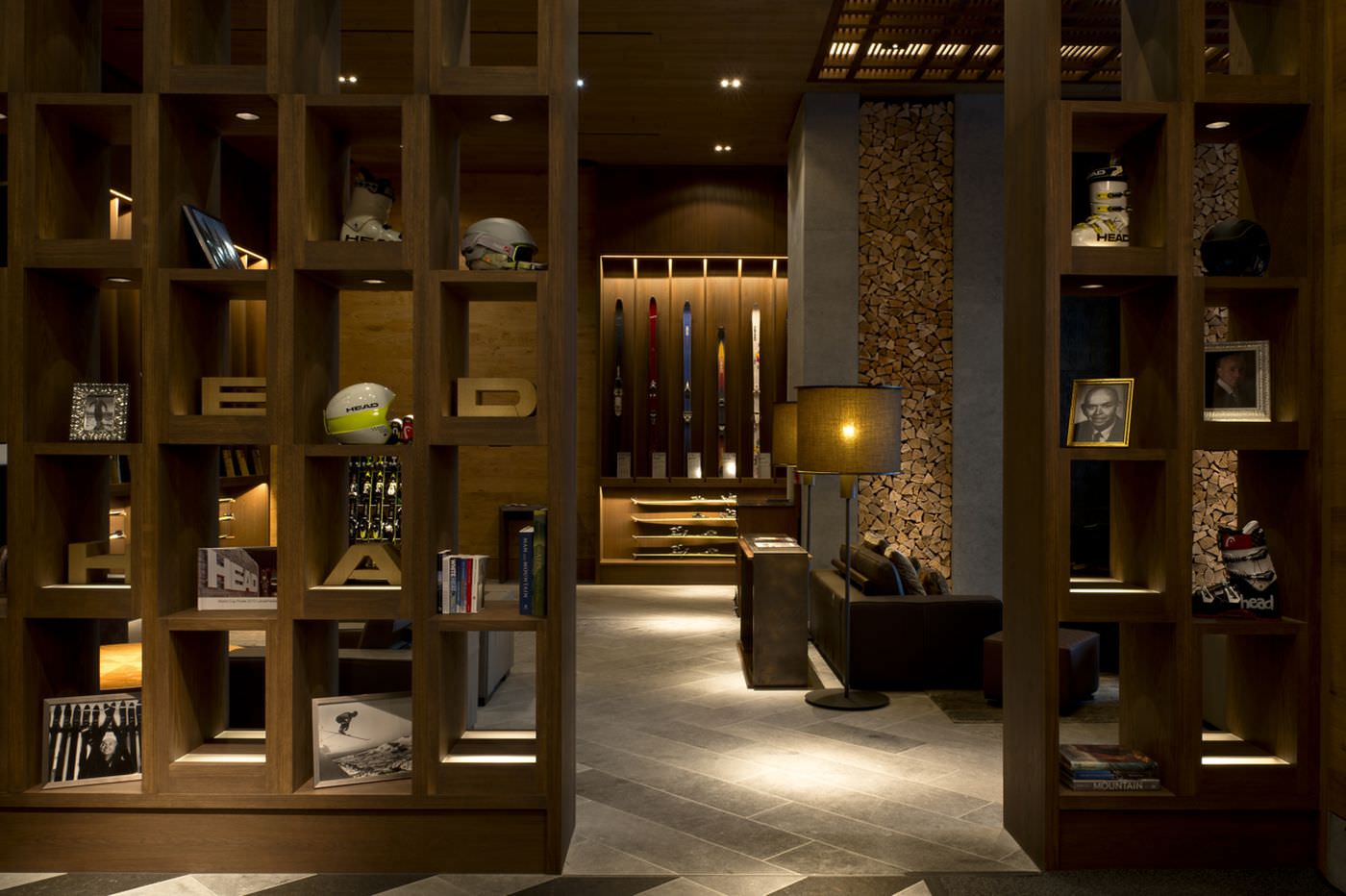 Das "Wohnzimmer" des The Chedi Andermatt mit Designelementen aus der Alpinwelt