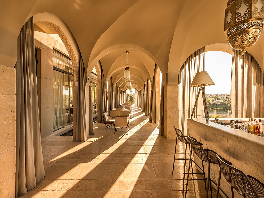 Das wunderbare Arcades Restaurant & Bar