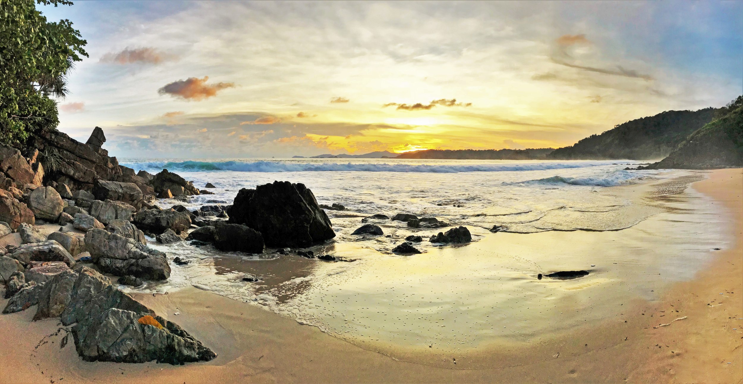 Atemberaubende Sonnenuntergänge in beeindruckender Kulisse