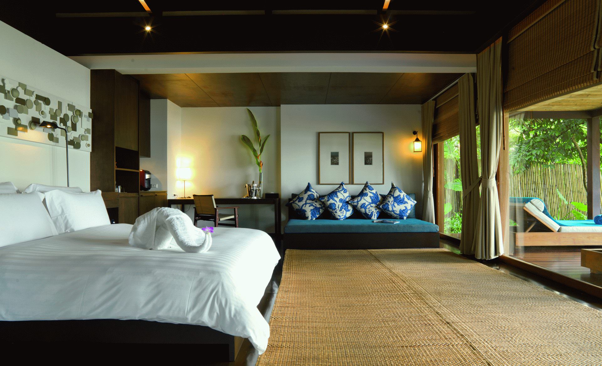 Naturmaterialien und Sonnenschein bestimmen die Atmosphäre