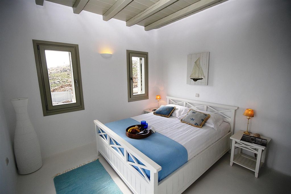 Das Schlafzimmer mit farbigen Akzenten