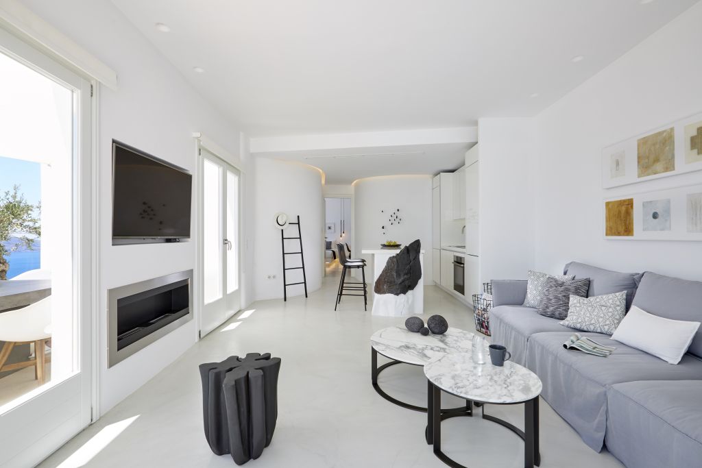 Helle Farben im Wohnbereich mit Küche