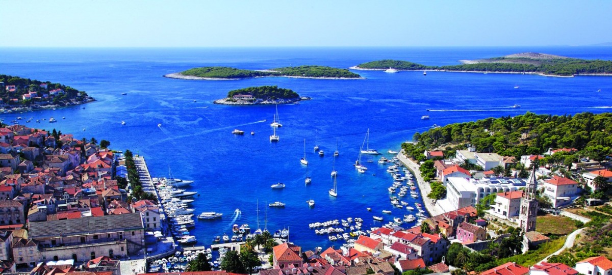 Herzlich Willkommen im Hotel Adriana Hvar