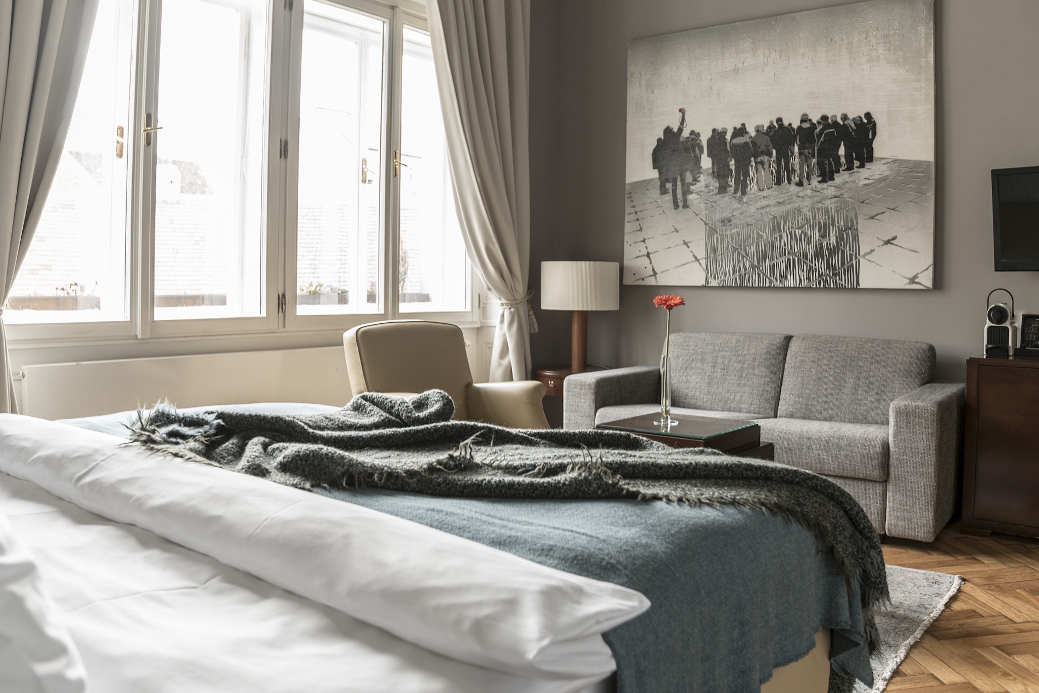 Alle Zimmer bieten einen unverwechselbaren Blick über die Stadt