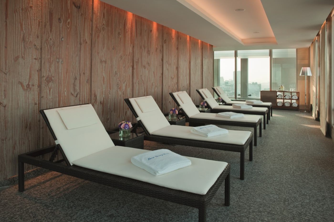 Entspannen Sie auf der Liege 