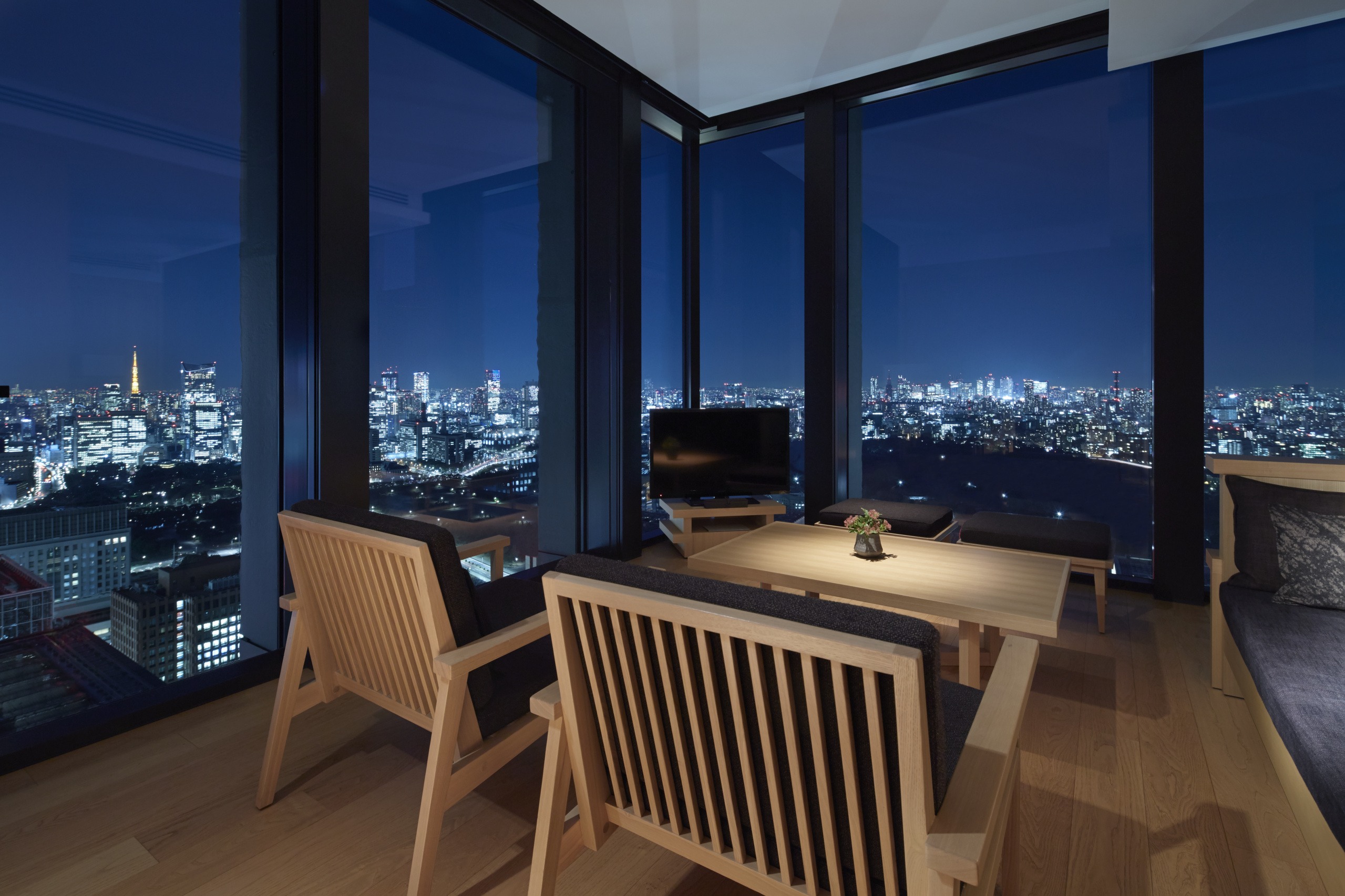 Staunen Sie über die herrliche Aussicht von Ihrer Suite Lounge