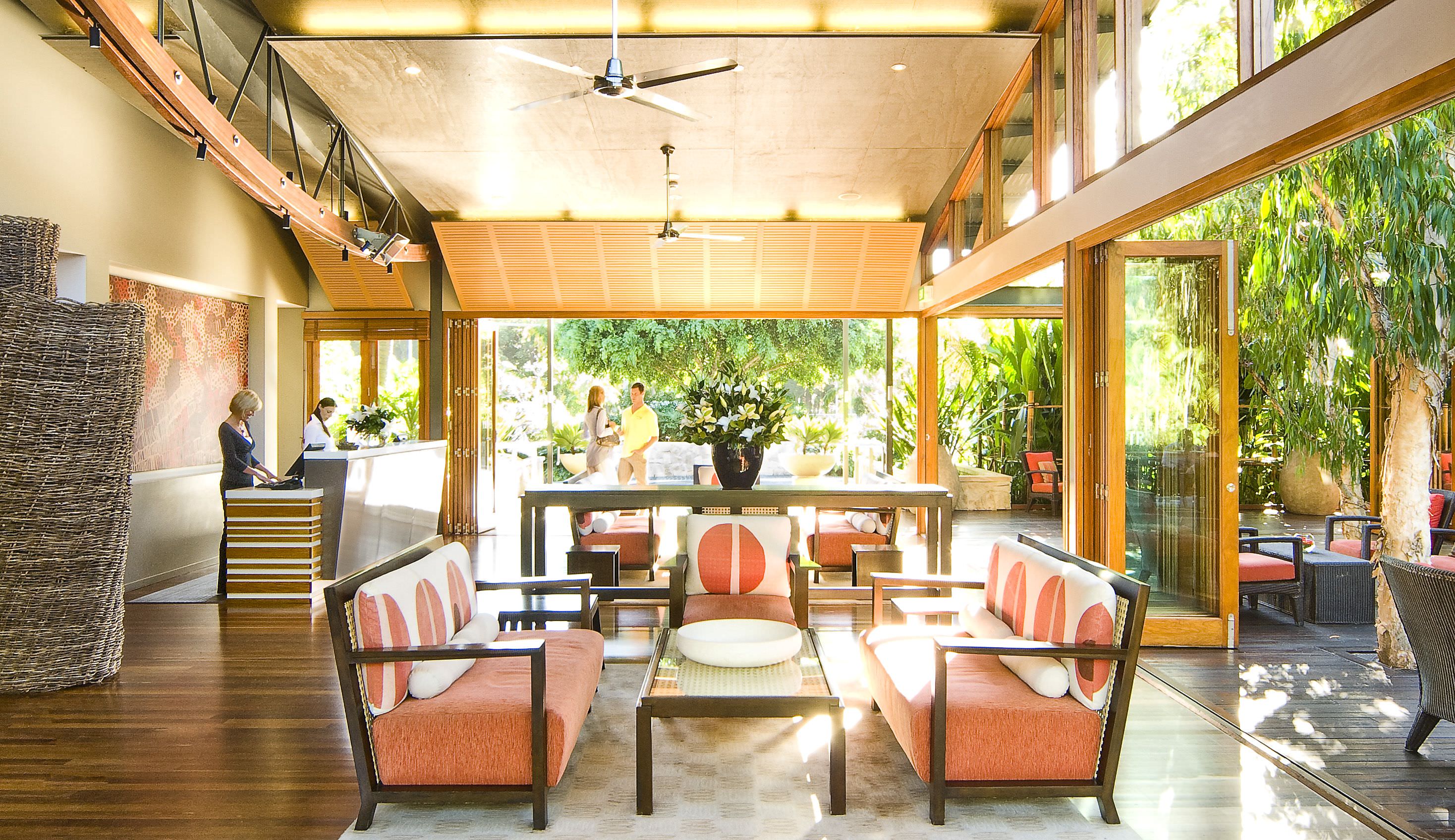 Offene Bauweise und natürliche Farben