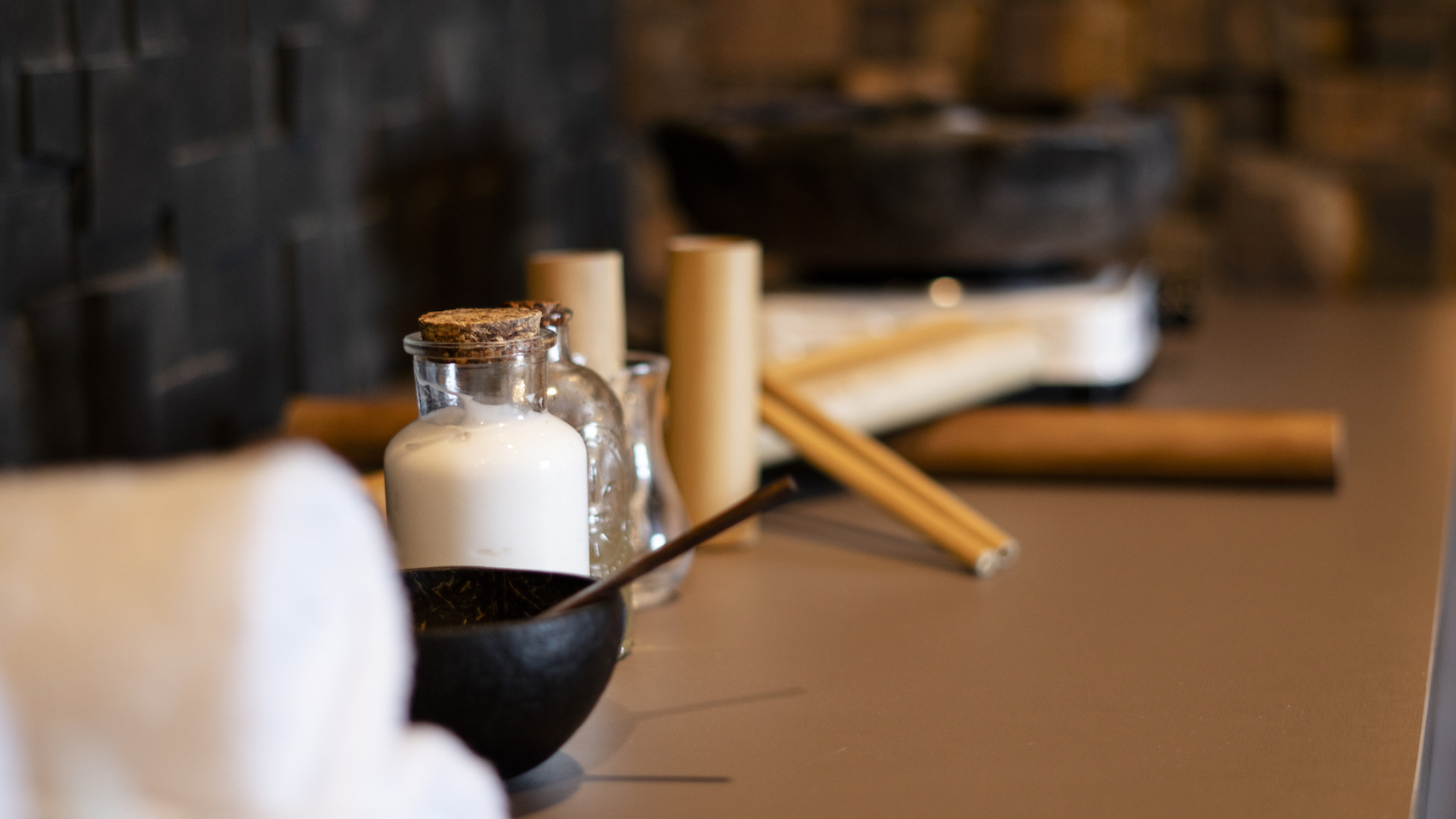 Im Spa werden Verspannungen ihrer Muskeln gelindert