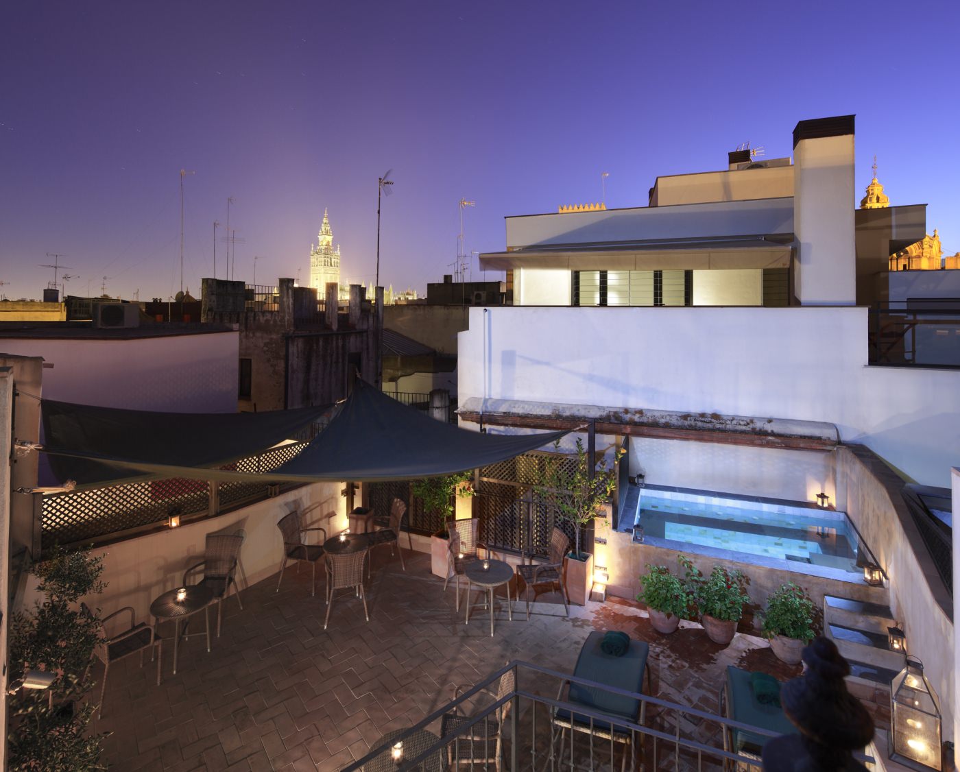 Herzlich Willkommen im Corral del Rey 