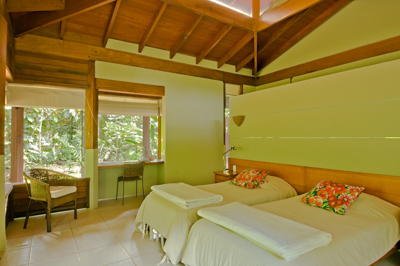 Einfach gehaltene Zimmer 