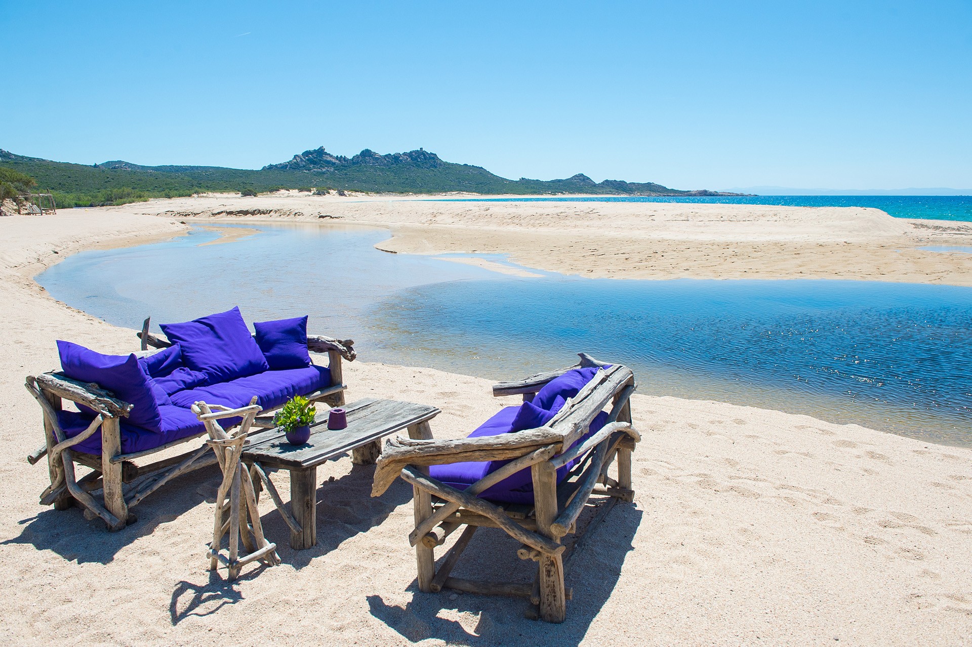 Im Beach Restaurant werden Ihnen Köstlichkeiten direkt am Strand serviert