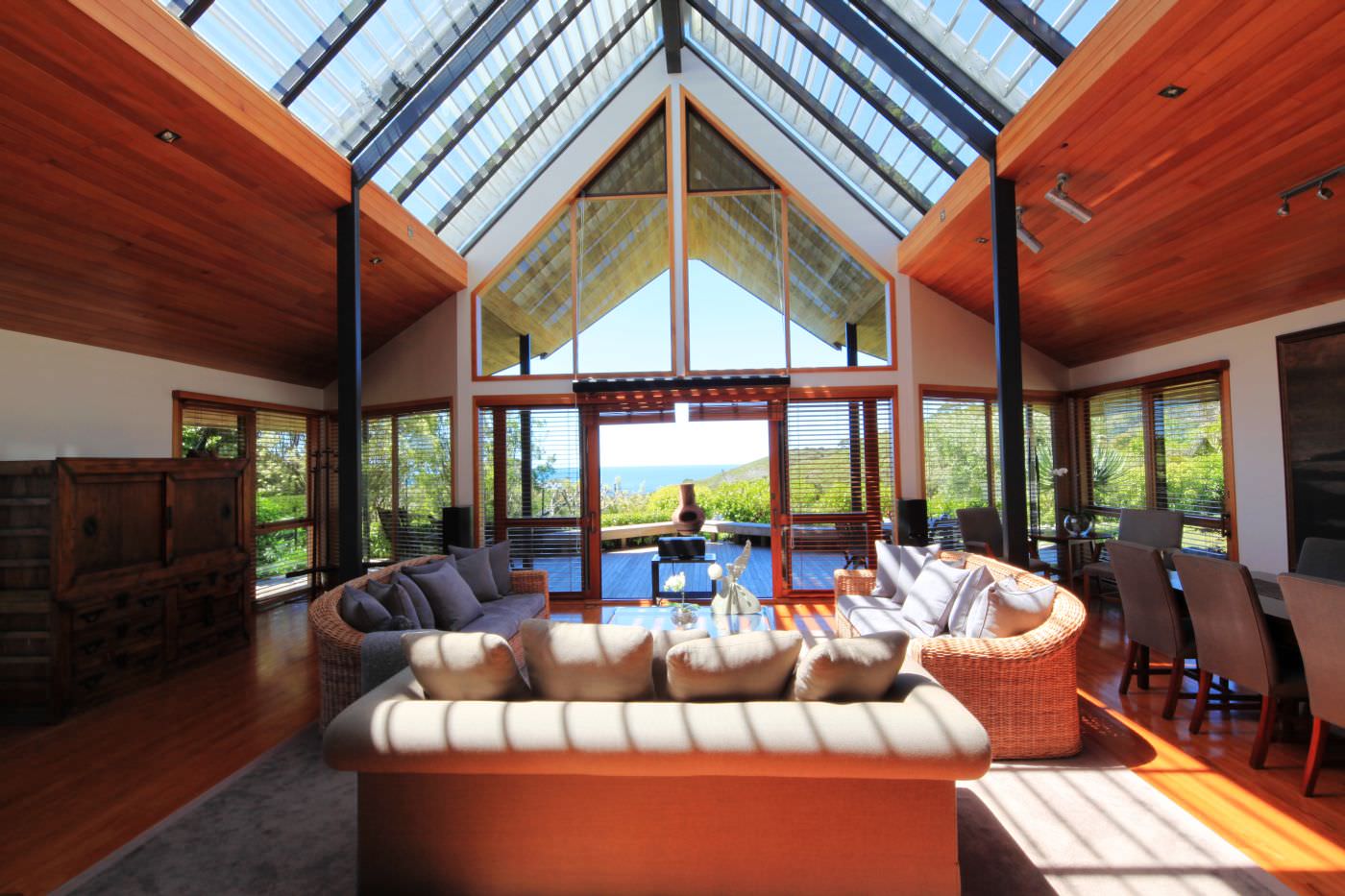 Lichtdurchflutete Räume lassen Sie Sonne herein