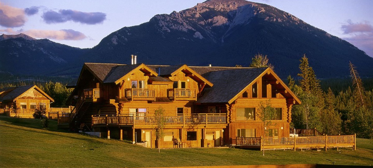 Die authentische Ranch bei Sonnenuntergang