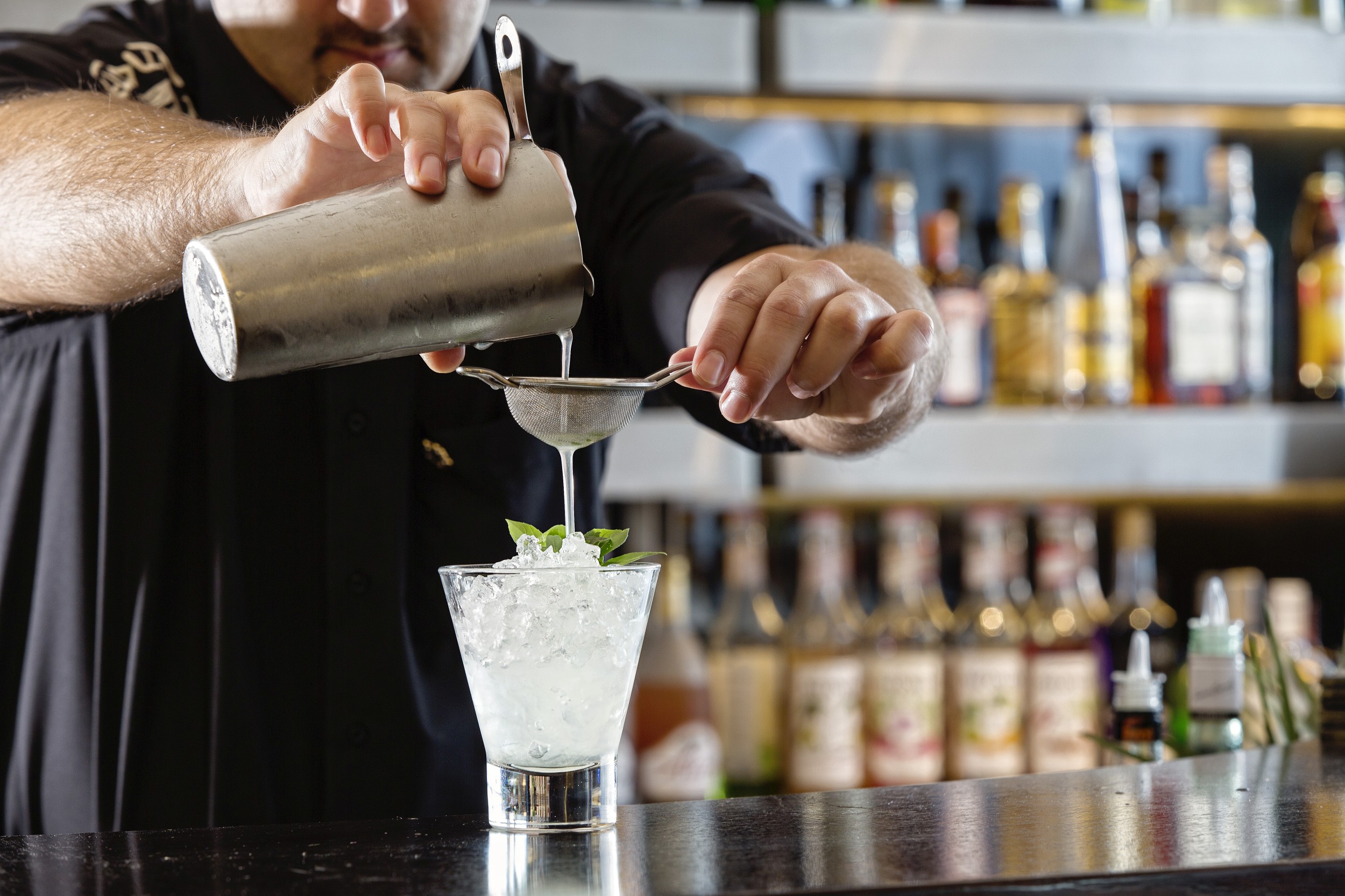 Lassen Sie sich in der Argo Bar einen erstklassigen Drink mixen