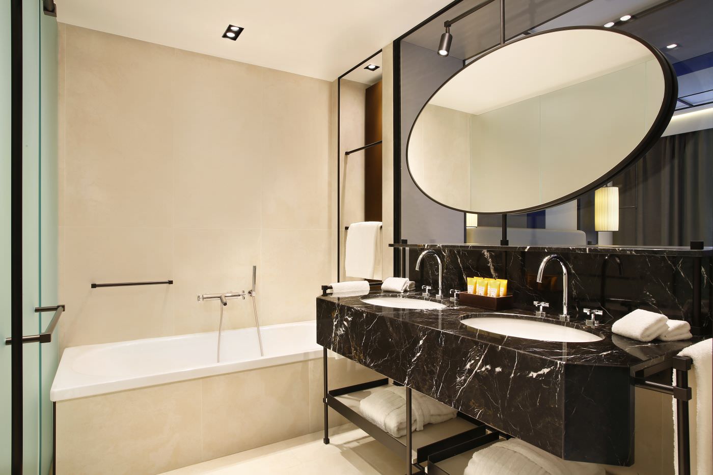 Stilvolles Badezimmer. 