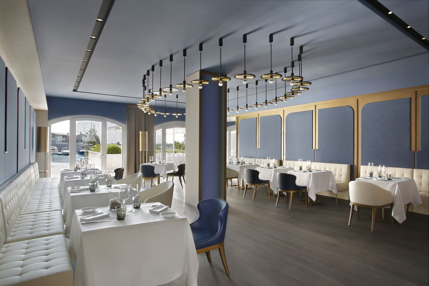 Dinieren Sie feinste Köstlichkeiten im Restaurant.